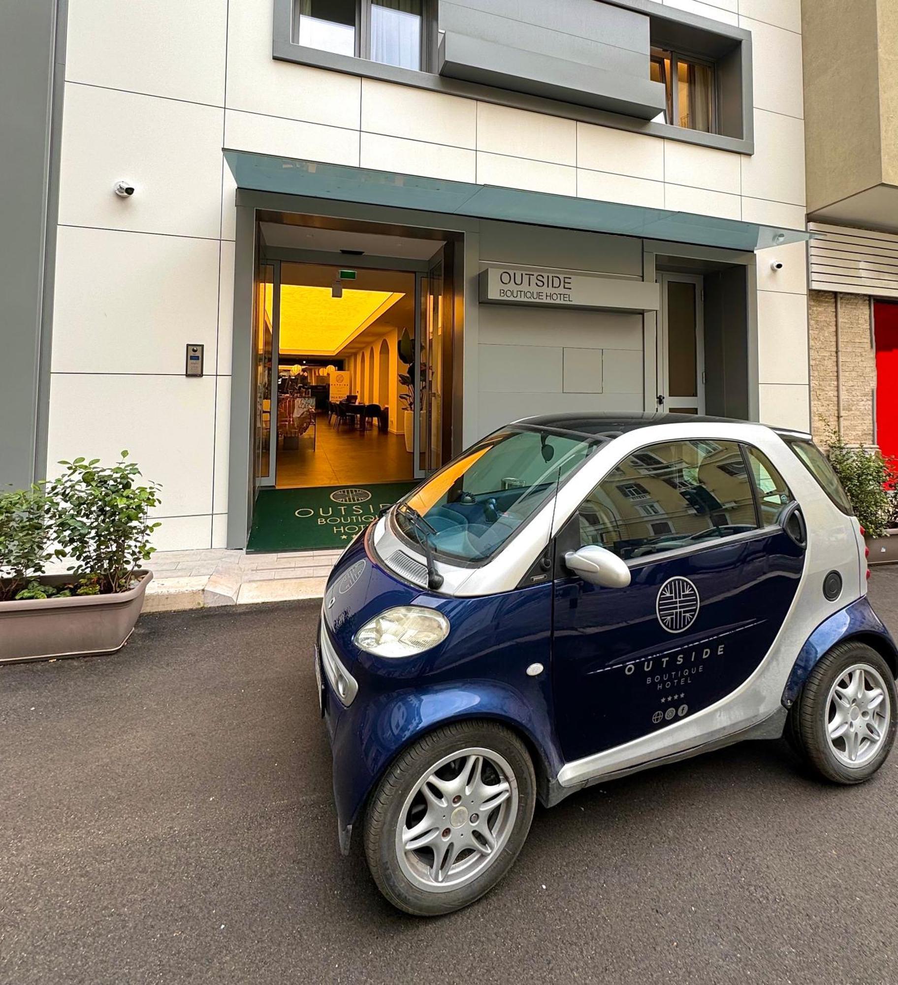 Outside Boutique Hotel Фоджа Екстер'єр фото
