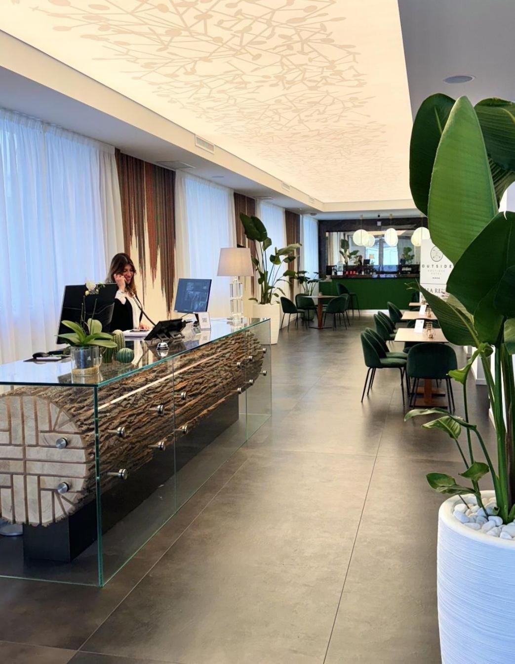 Outside Boutique Hotel Фоджа Екстер'єр фото